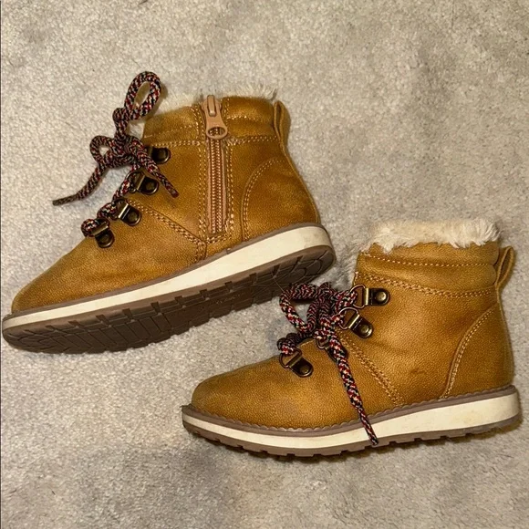Cat & Jack | Shoes | Cat Jack Target Tan Ankle Boots With  display picture 2